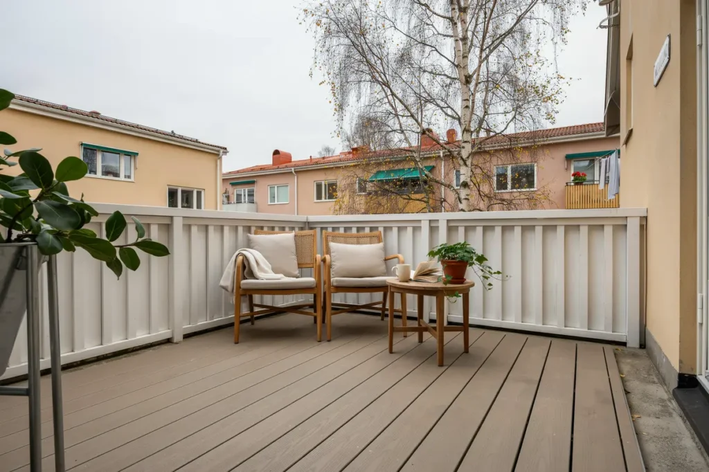 renovering av g rdsbj lklag med nytt t tskikt i m rbylund danderyd