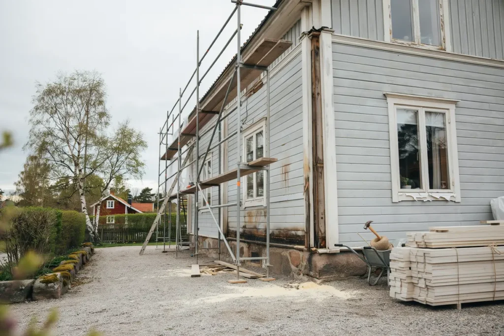 byta panel p huset tecken p r tskador materialval och s planerar du jobbet r tt